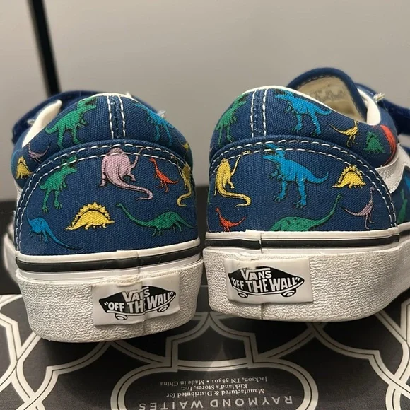 Vans Kids Dino Old School V Velcro Sneakers Size 3 - Picture 4 of 10